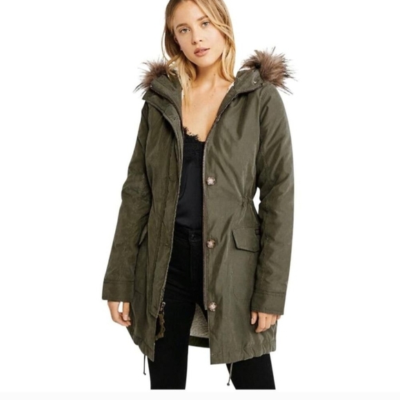 Abercrombie & Fitch Jackets & Blazers - Abercrombie & Fitch Khaki Utility Jacket with Faux Fur Hood